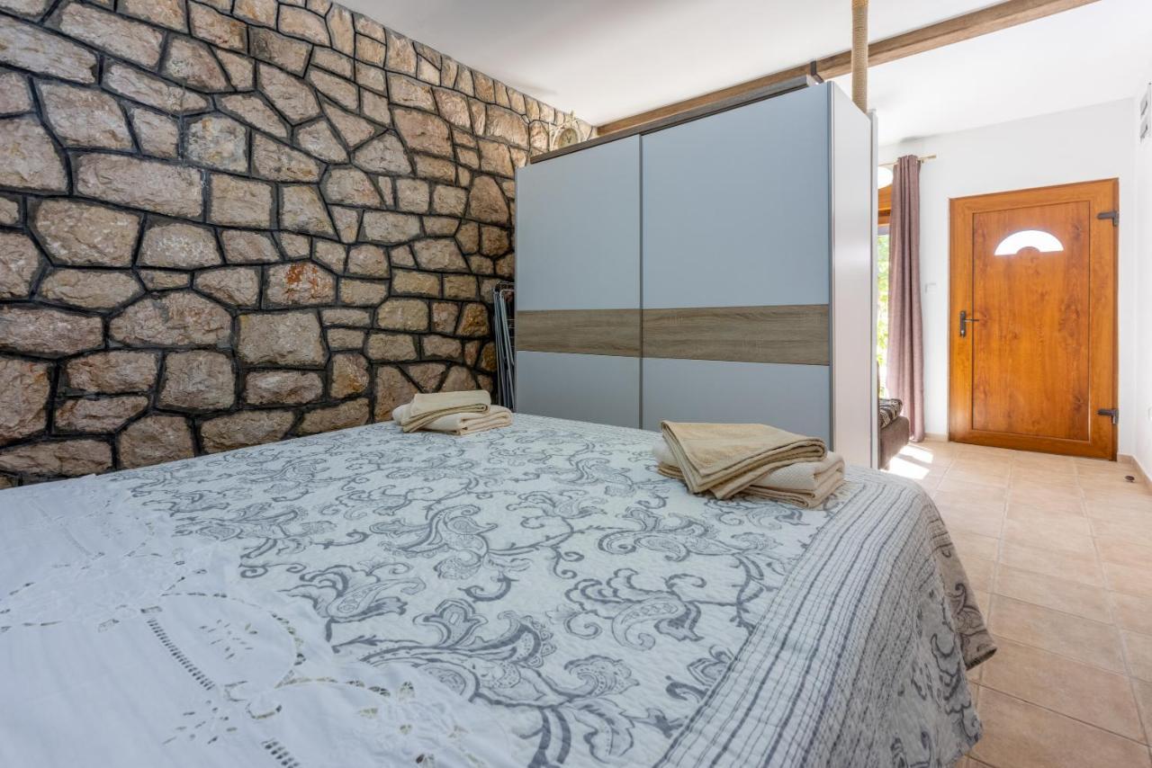 Apartmani Anita Dramalj Exterior foto